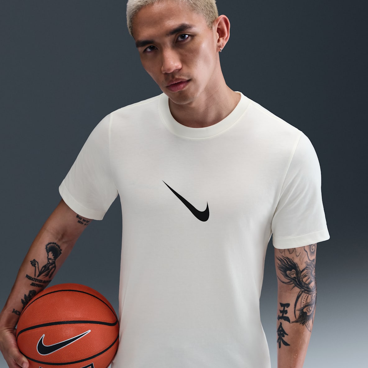 NIKE公式】 メンズ ヤニス・アデトクンボ トップス & Tシャツ【ナイキ